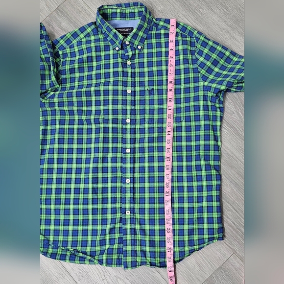 American Eagle Men’s Athletic Fit Plaid Button-Down Shirt – Size Large - Picture 9 of 10